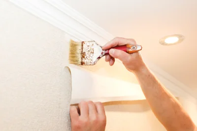 Pose de papier peint à Madière — revêtements muraux et toiles de verre